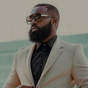 Meet your Posher, Markell